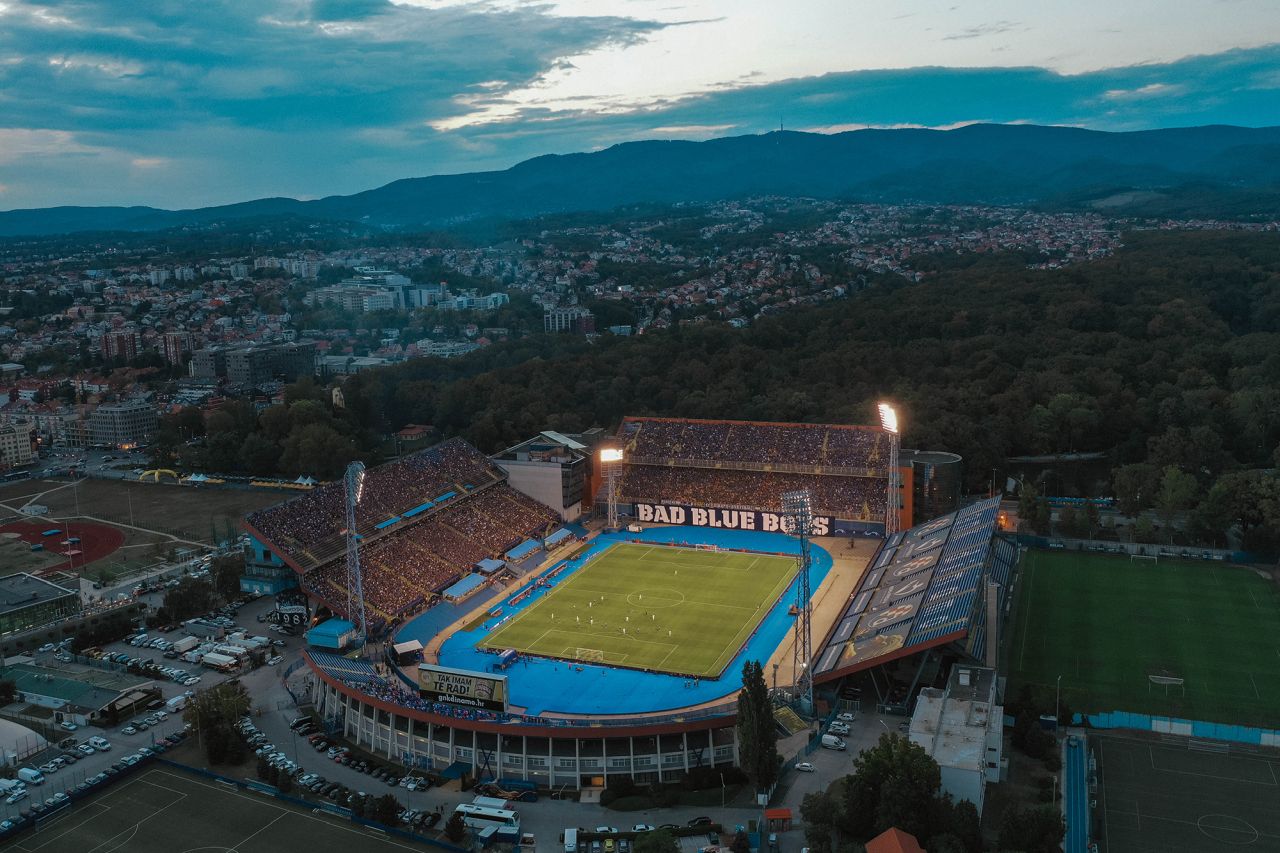Stadion Maksimir noću